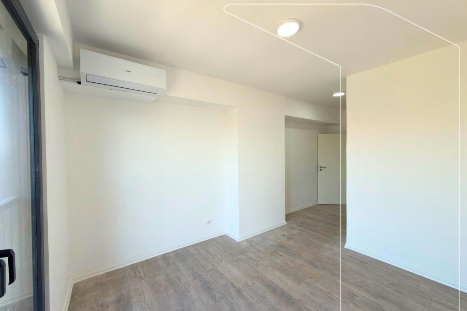 Ufficio super moderno in affitto a Lakrishte – 127m² (4)