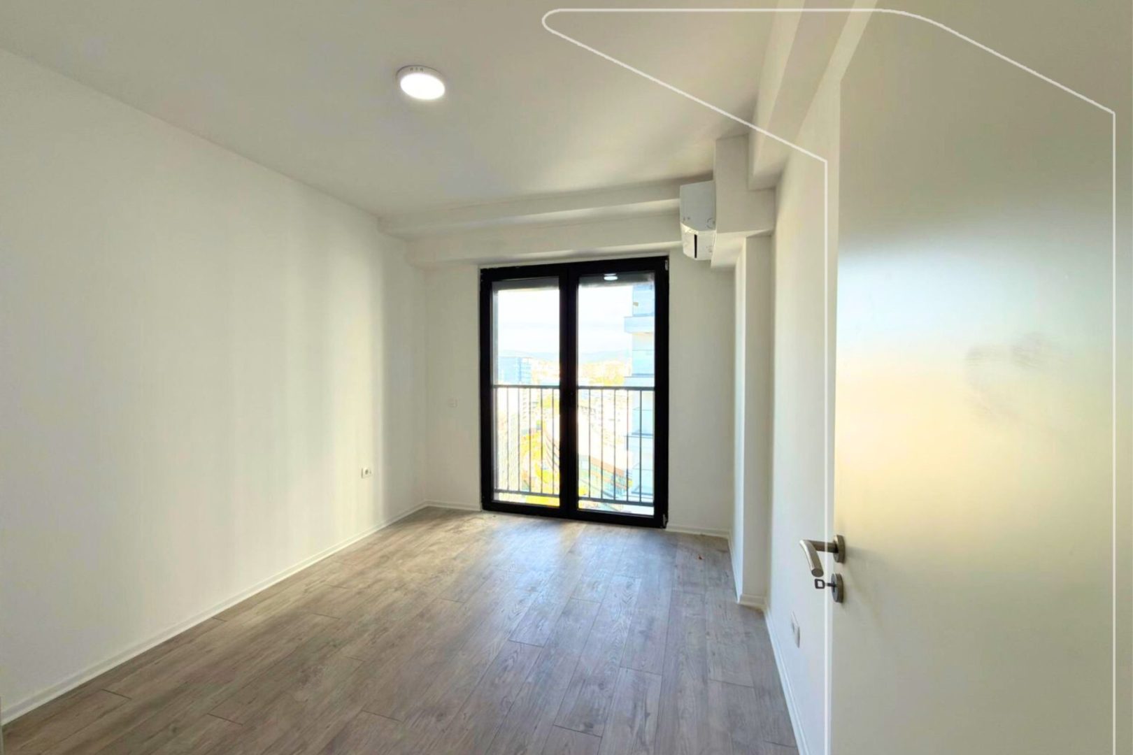 Ufficio super moderno in affitto a Lakrishte – 127m² (5)