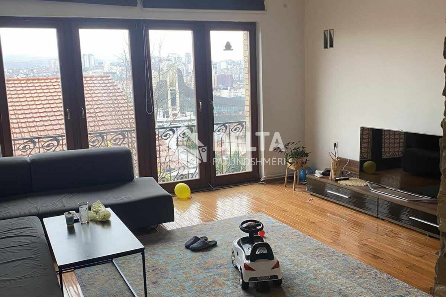 House for sale in Arbëri