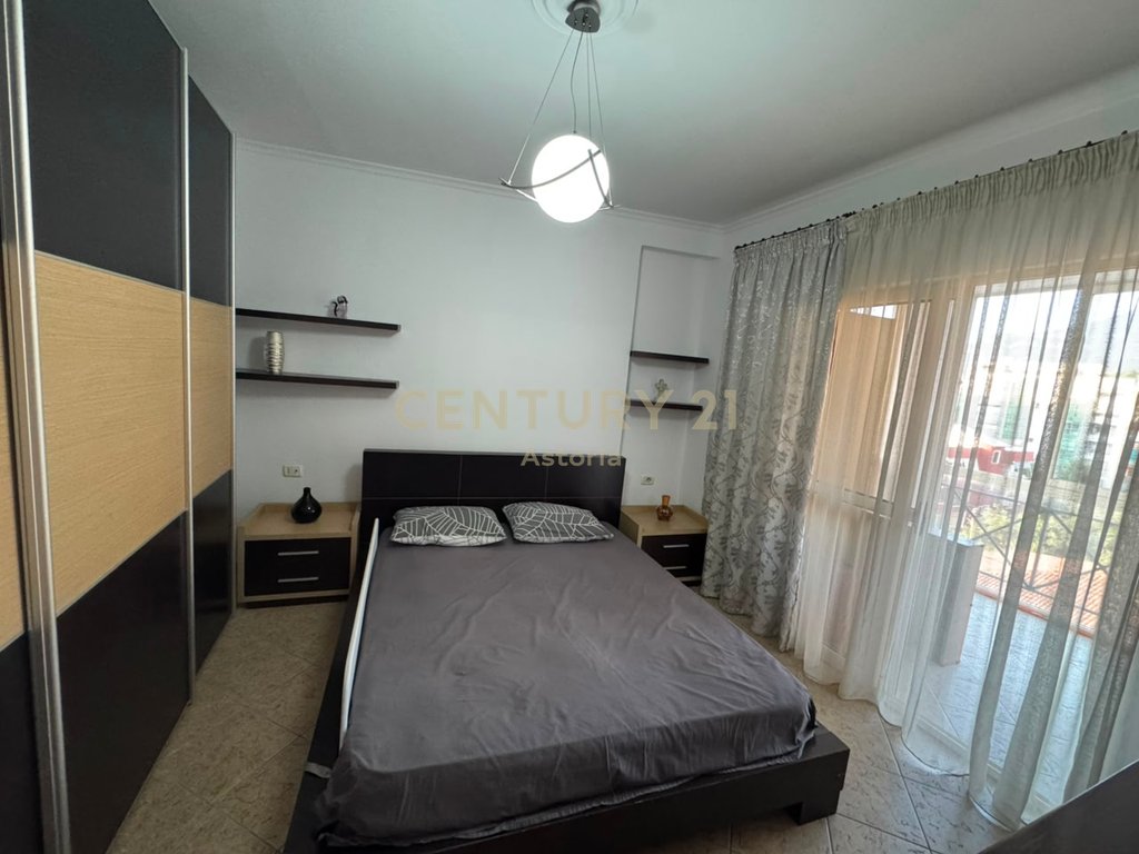 Apartamento 2+1 para alugar em rr. Barrikadave!