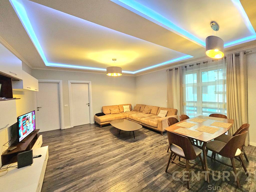 Apartamento 2+1 para alugar em rr. Barrikadave!