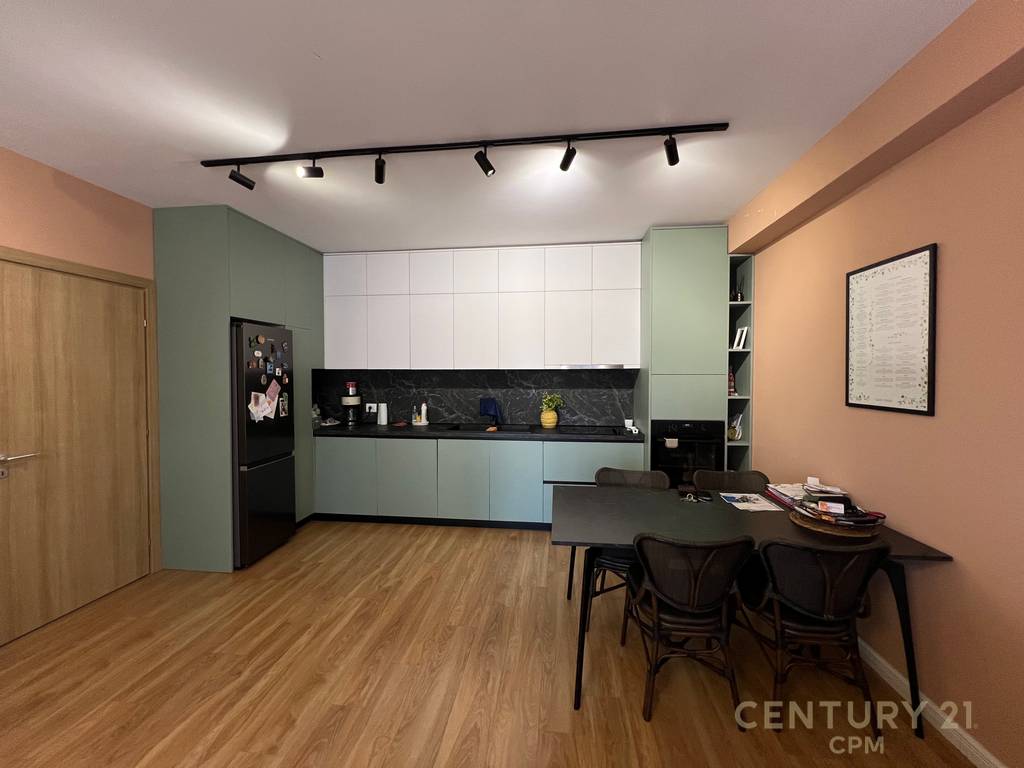 Apartamento 2+1 para alugar em rr. Barrikadave!