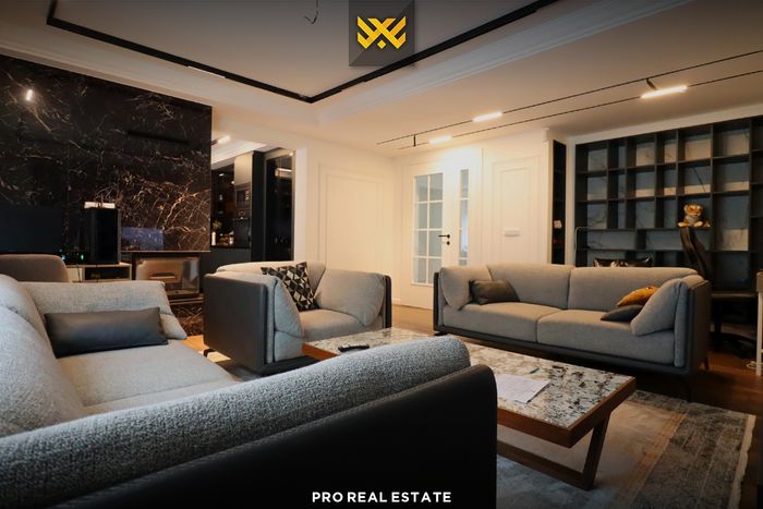 Casa di 204m² in vendita a sofali.