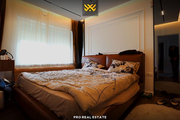 Casa di 204m² in vendita a sofali.