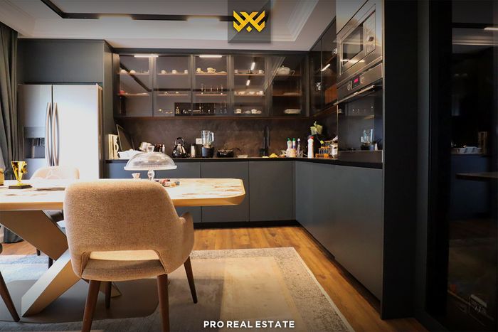 Casa di 204m² in vendita a sofali.