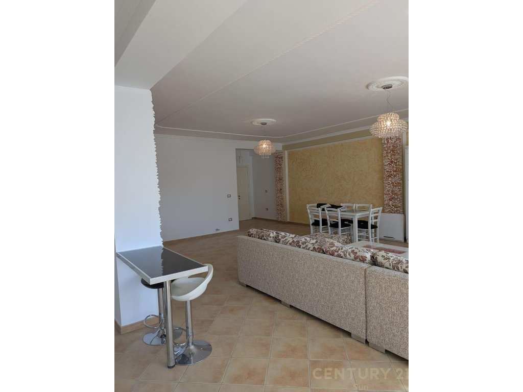 Appartamento in vendita 3+1 vicino allo stadio di durres! (4)