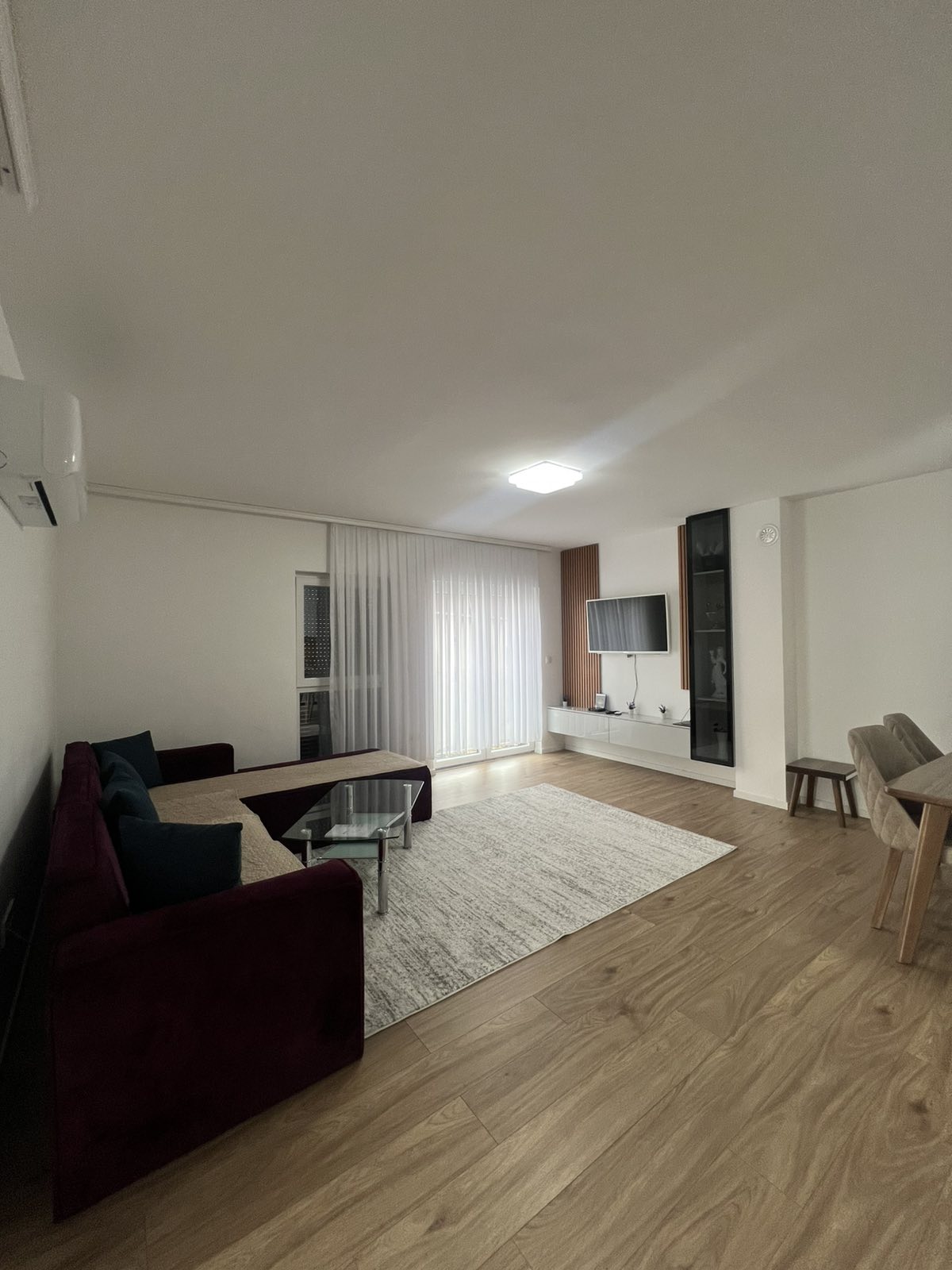 Banesë me qira 2+1 në Tophane