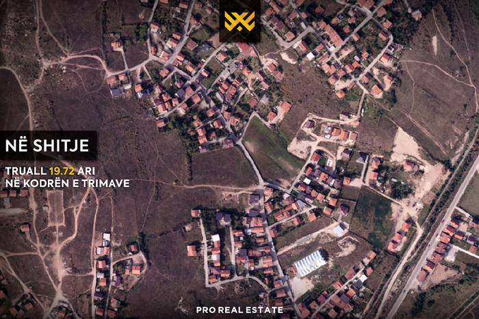 Terreno di 19,72 ari in vendita a kodra e trimave