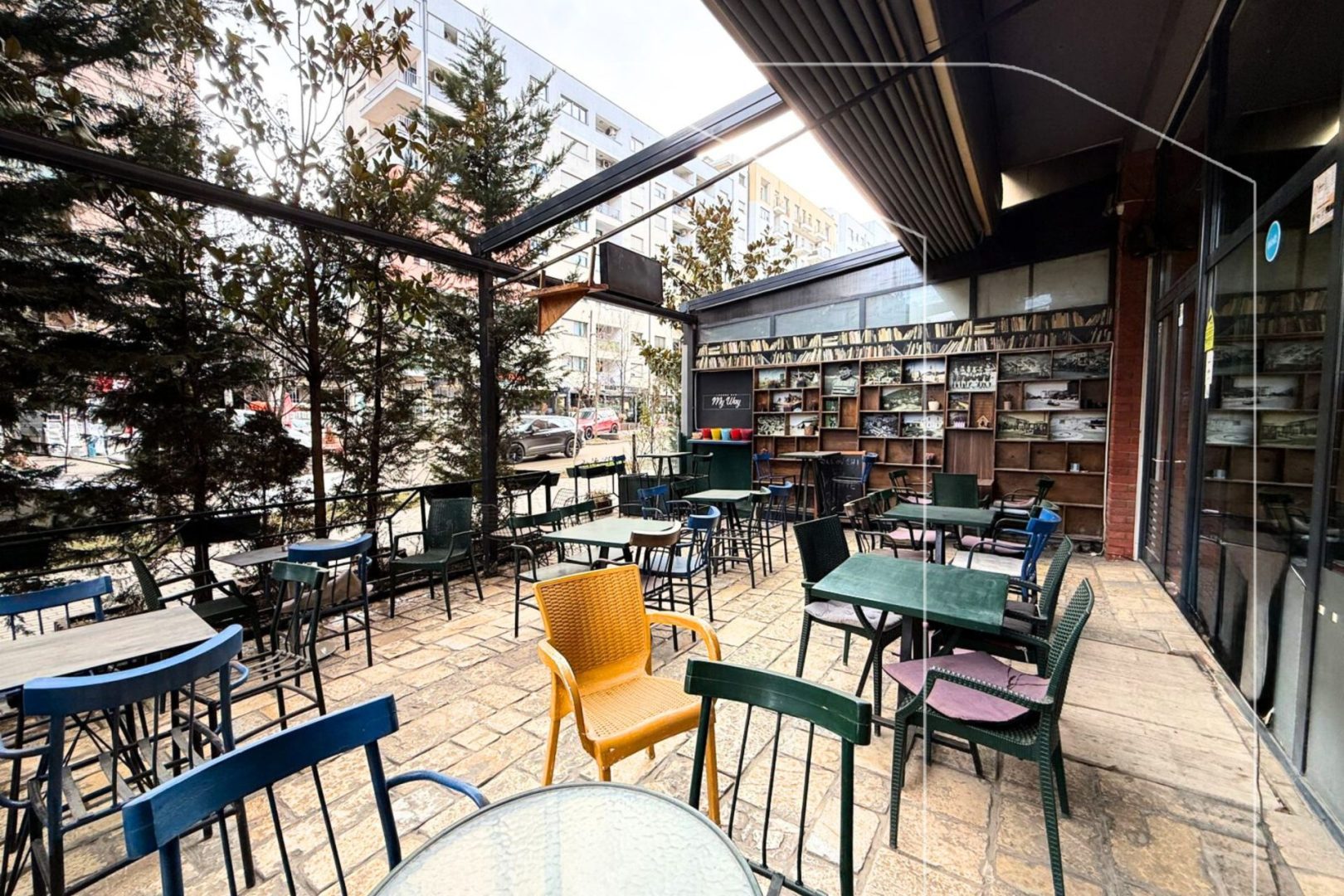 Gewerbefläche zu mieten – Emshir | 105 m² (2)