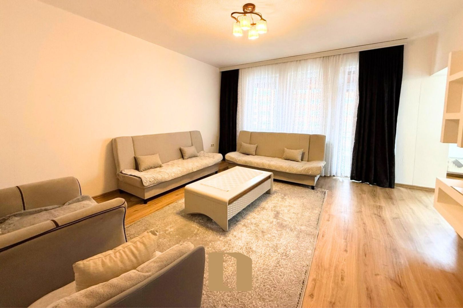 Wohnung / büro zu mieten – 150 m² | lehrerviertel