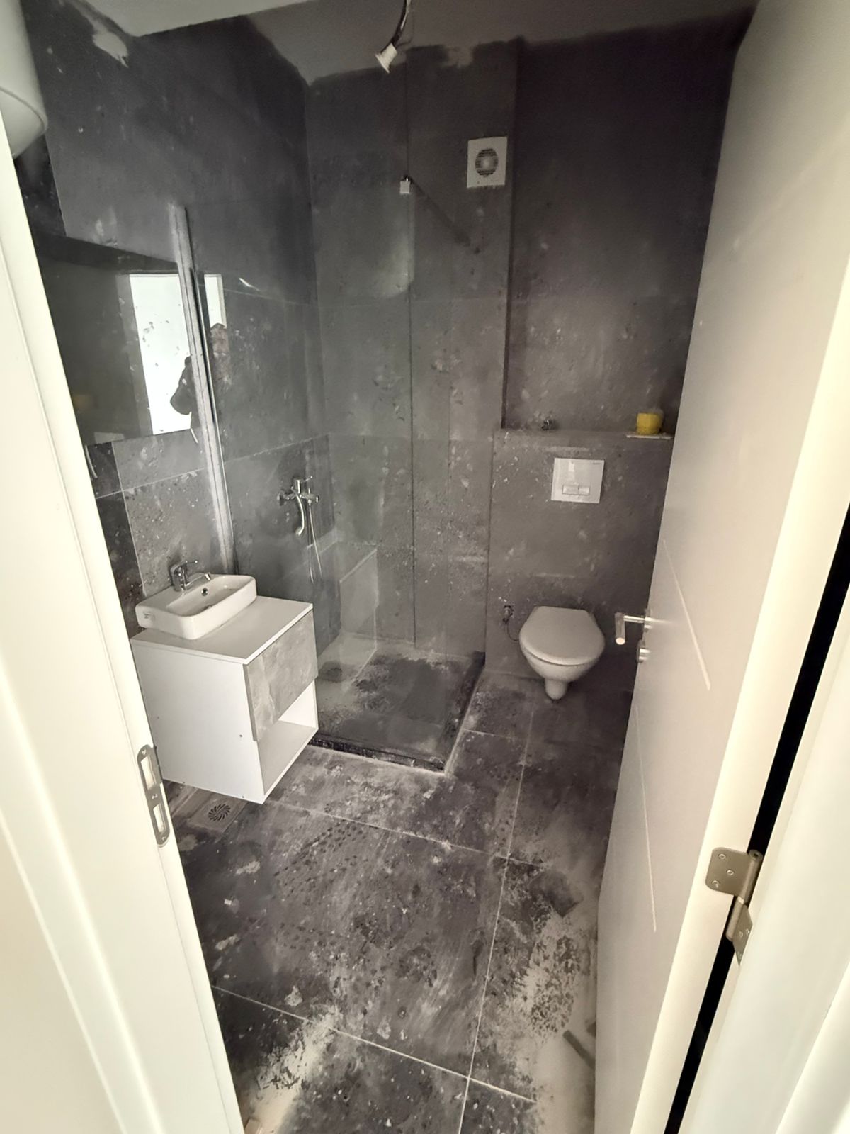 Apartamento à venda no bairro Mati 1