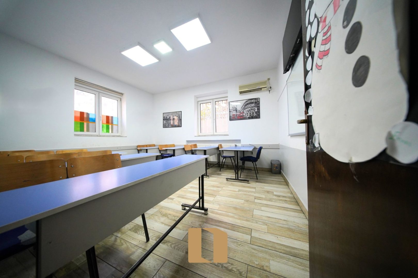 Büro zu mieten – Stadtzentrum | 120 m²
