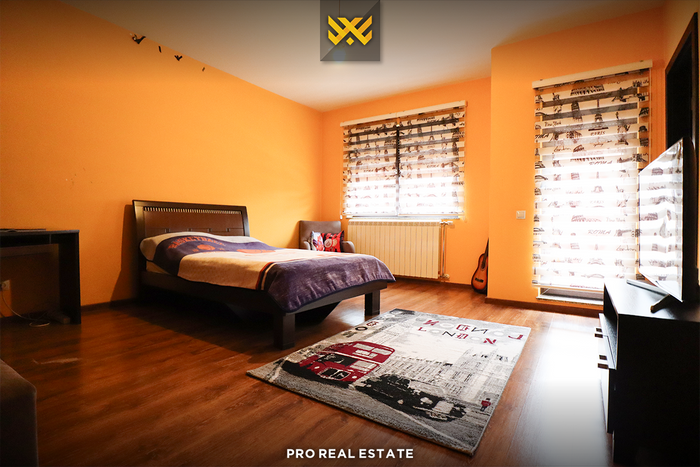Casa de 530m² para aluguel em Çagllavicë. (5)