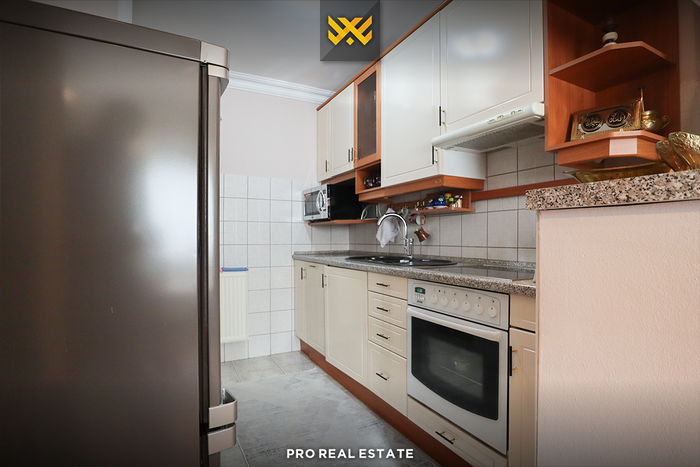 Shtëpi 200m² me #qira në bregun e diellit.