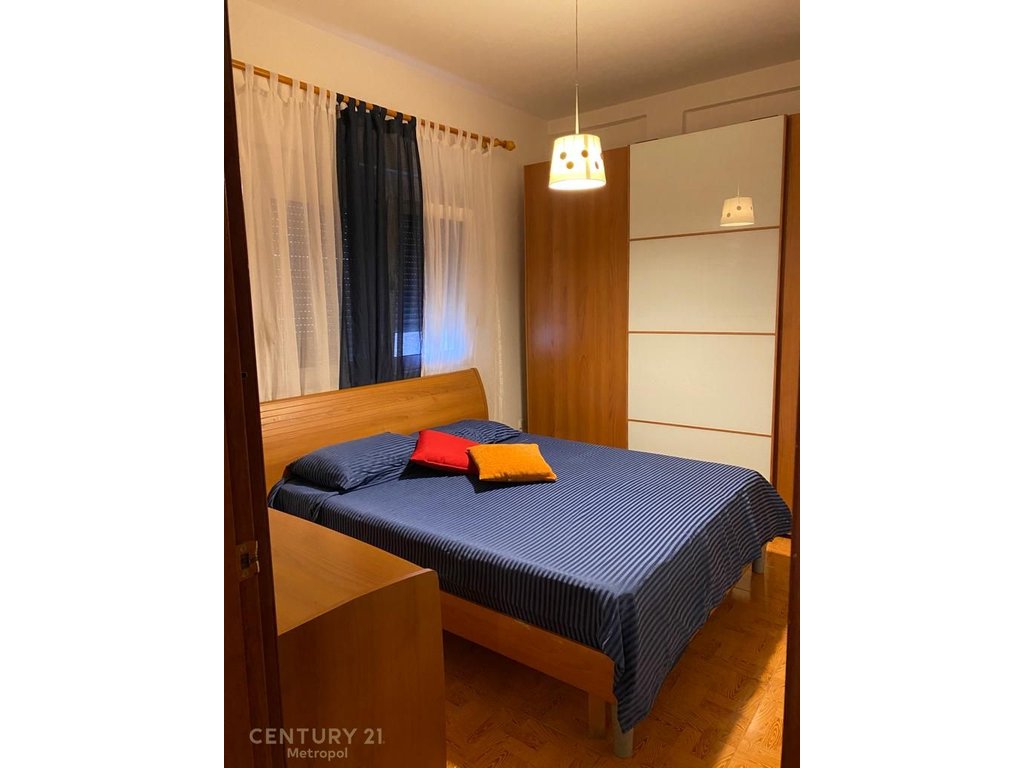 Dubleks per qira 3+1+2 prane 21 dhjetorit !