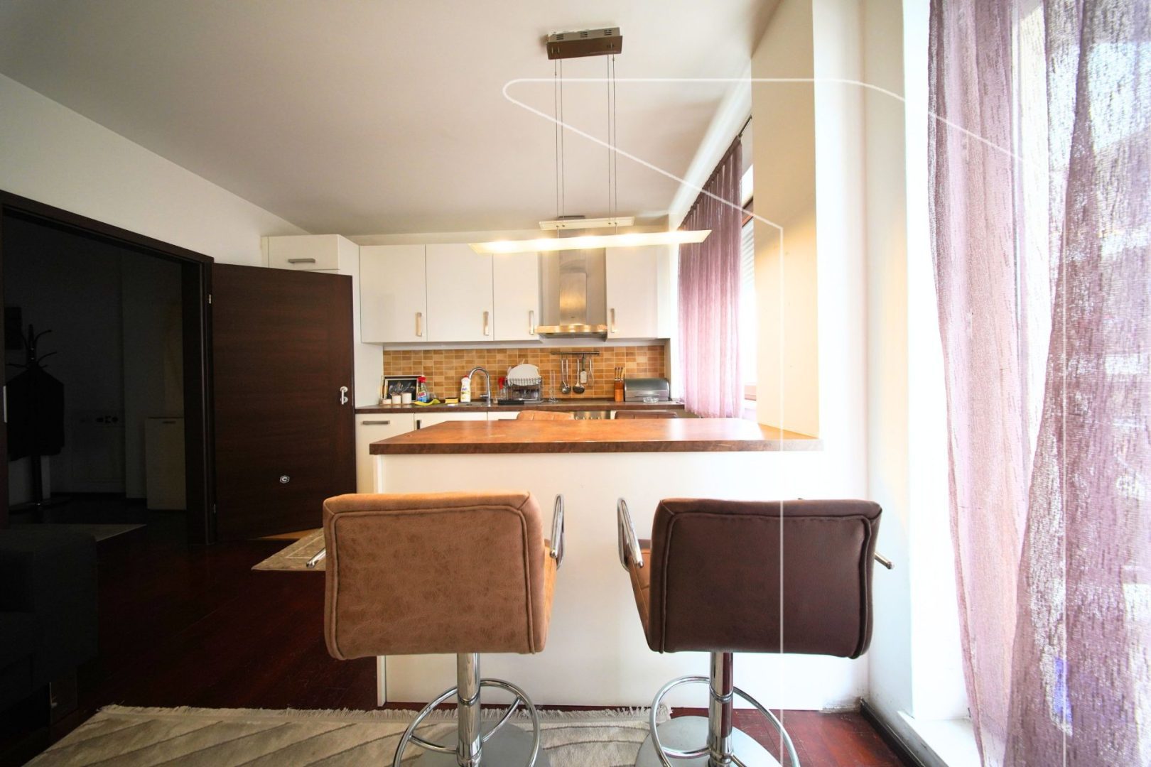 Banese me qira ne arberi 80m²