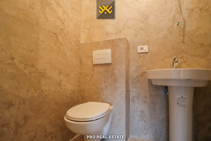 Appartement 80m² à louer à Mati 1
