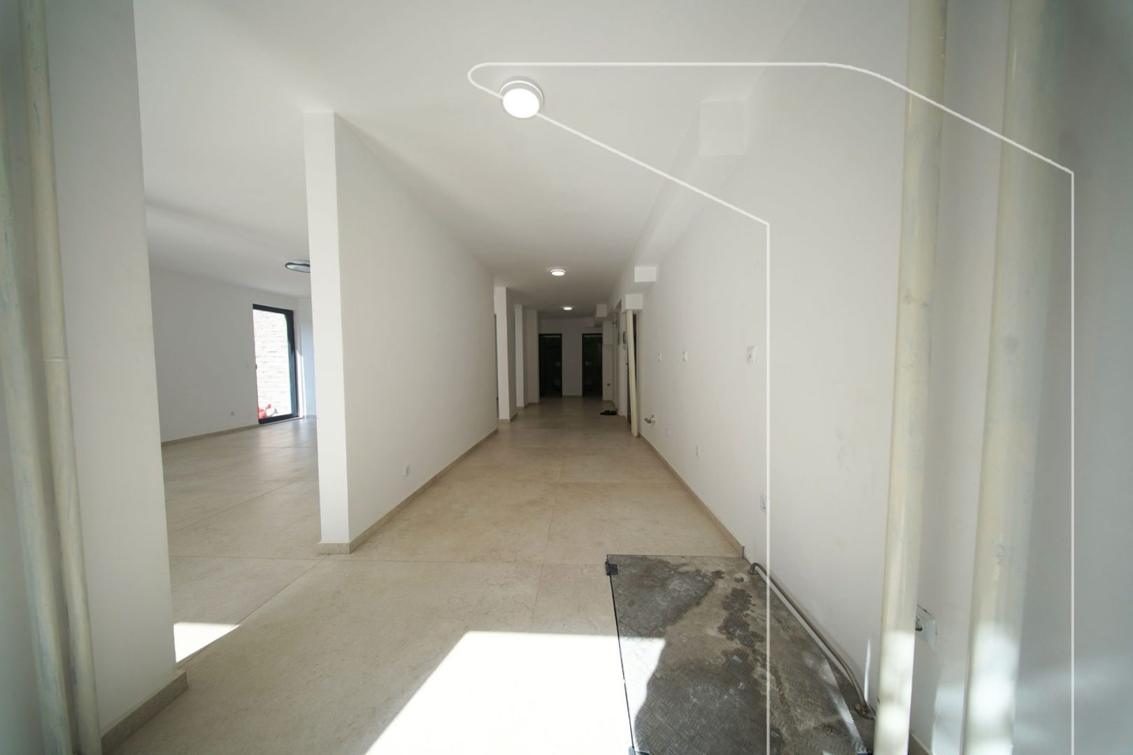 Gewerbefläche zu mieten in dardani – 200m²