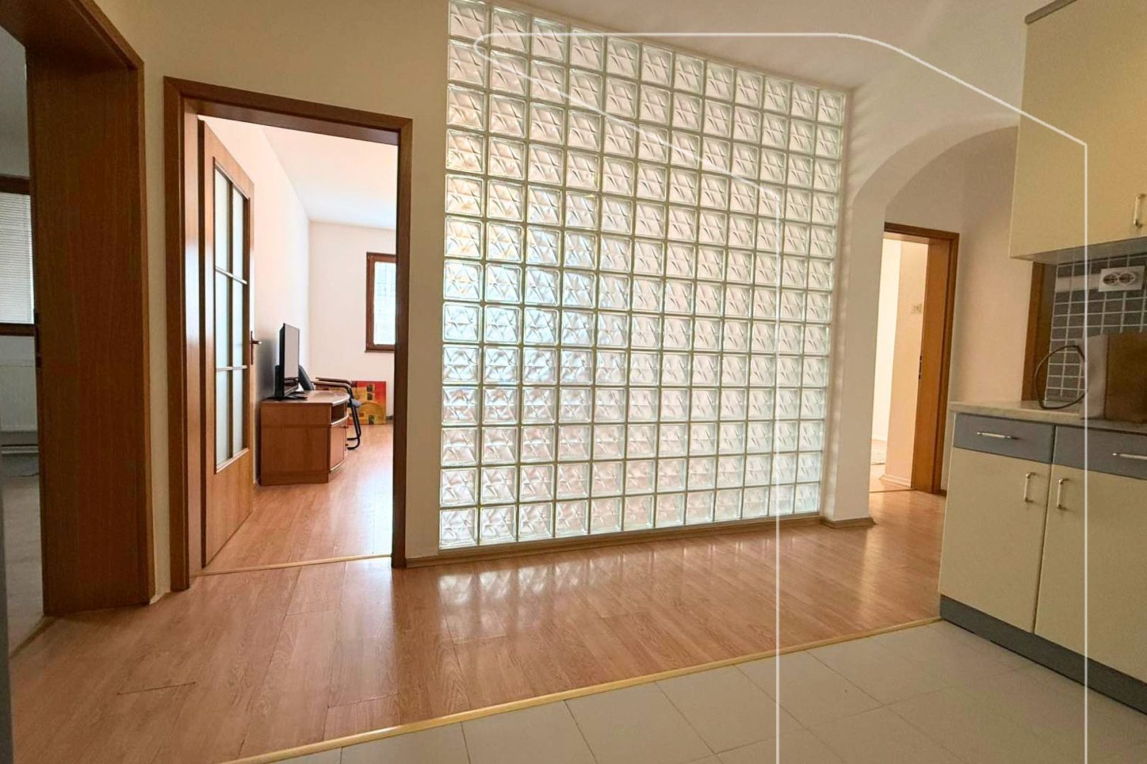 Escritório para alugar em Pejton – 91m² (3)