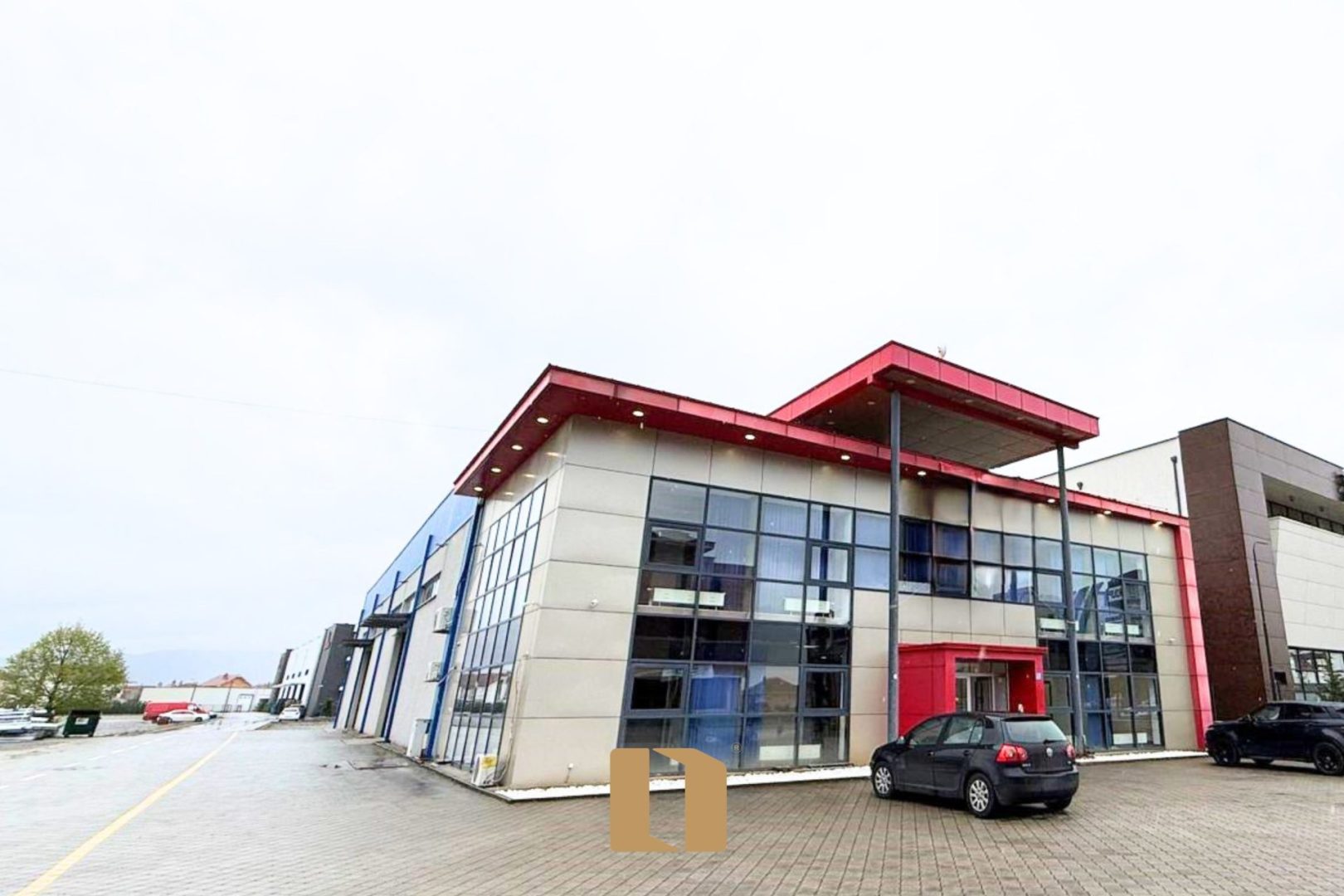 Depósito / escritório para alugar em llapllasellë – 1700m²