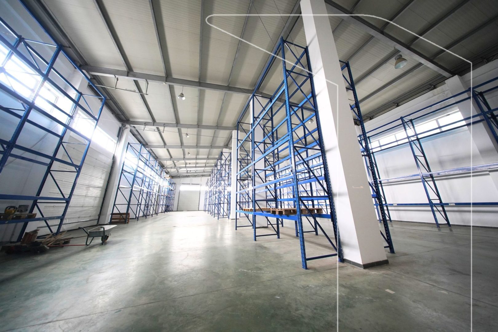 Depósito / escritório para alugar em llapllasellë – 1700m² (2)