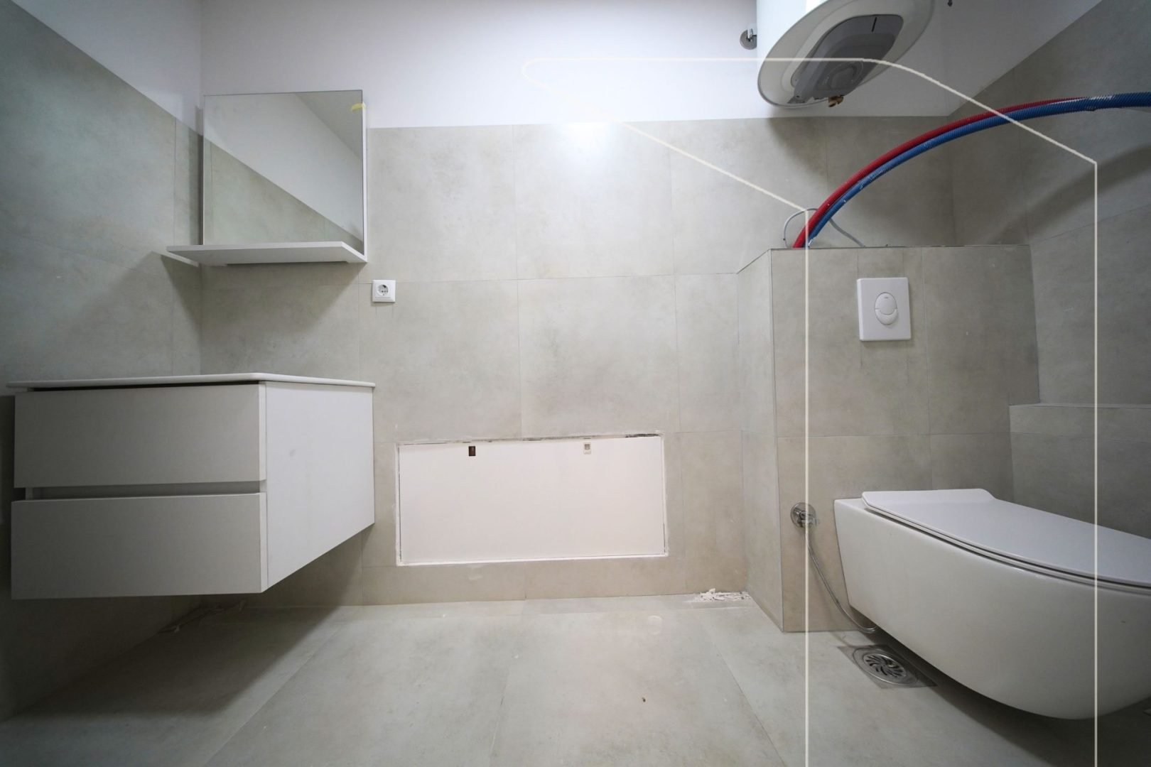 Local comercial en alquiler en Lakrishte | 100m² (4)
