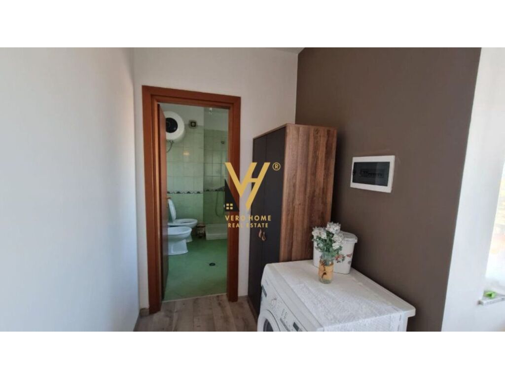 Studio for rent on rruga e kavajes 45 m²