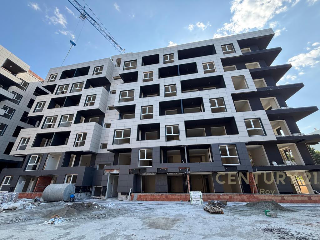 Shitet apartament 1+1ne residencen "Montevideo" te mali robit!