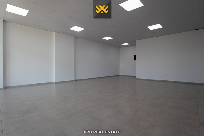Local de 64,5m² en venta en velani