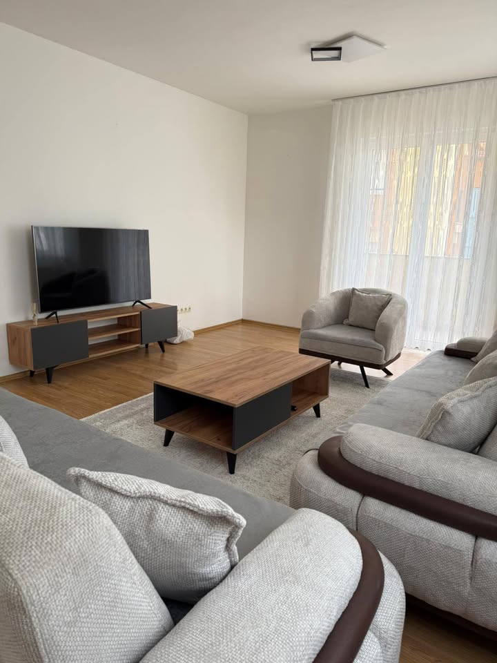 Apartamento 2+1 para alugar em Bregu i Diellit
