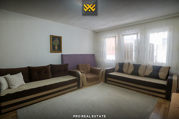 Casa de 120m² para alugar em vellushë.