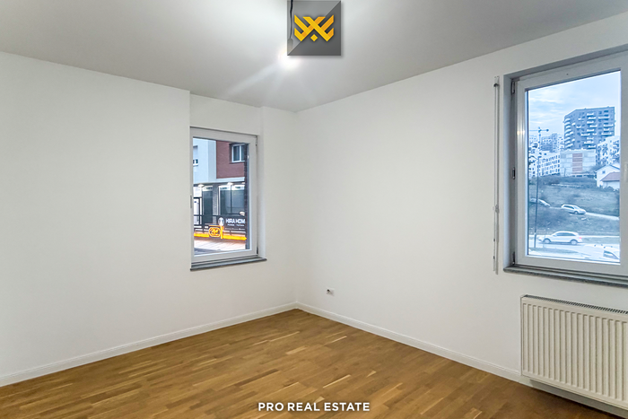 Banesë 105m² me #qira në rrugën c