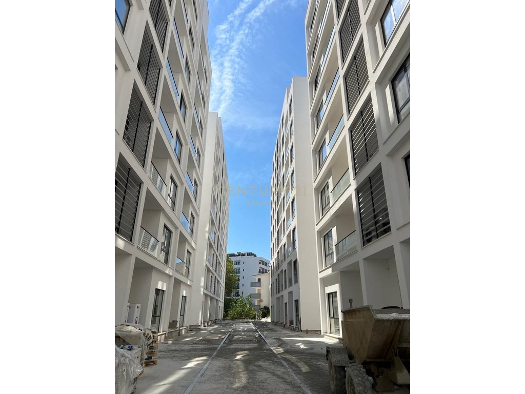 Shitet apartament 1+1 tek liburna residence, ne golem !