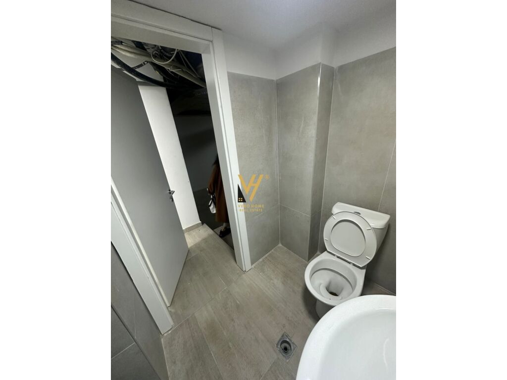 Espacio comercial en alquiler en el centro de 620 metros cuadrados (3)