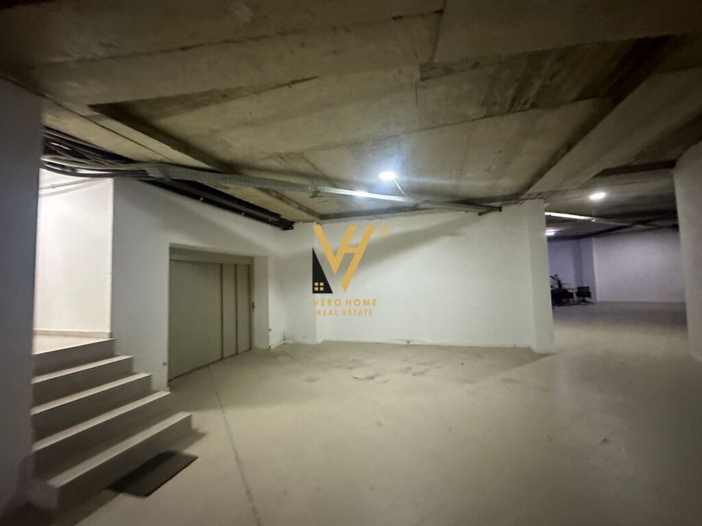 Espacio comercial en alquiler en el centro de 620 metros cuadrados (6)
