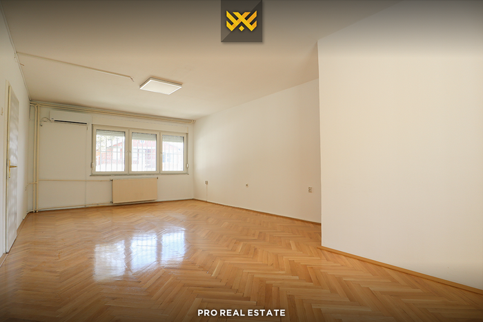 Shtëpi - zyre 300m² me #qira në dragodan.