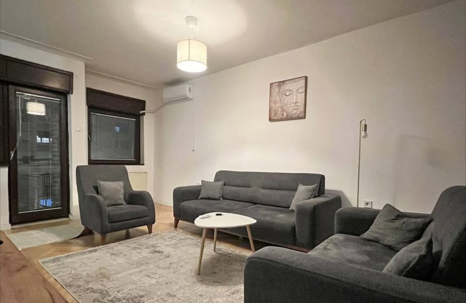 Appartement à louer 1+1 à ulpianë