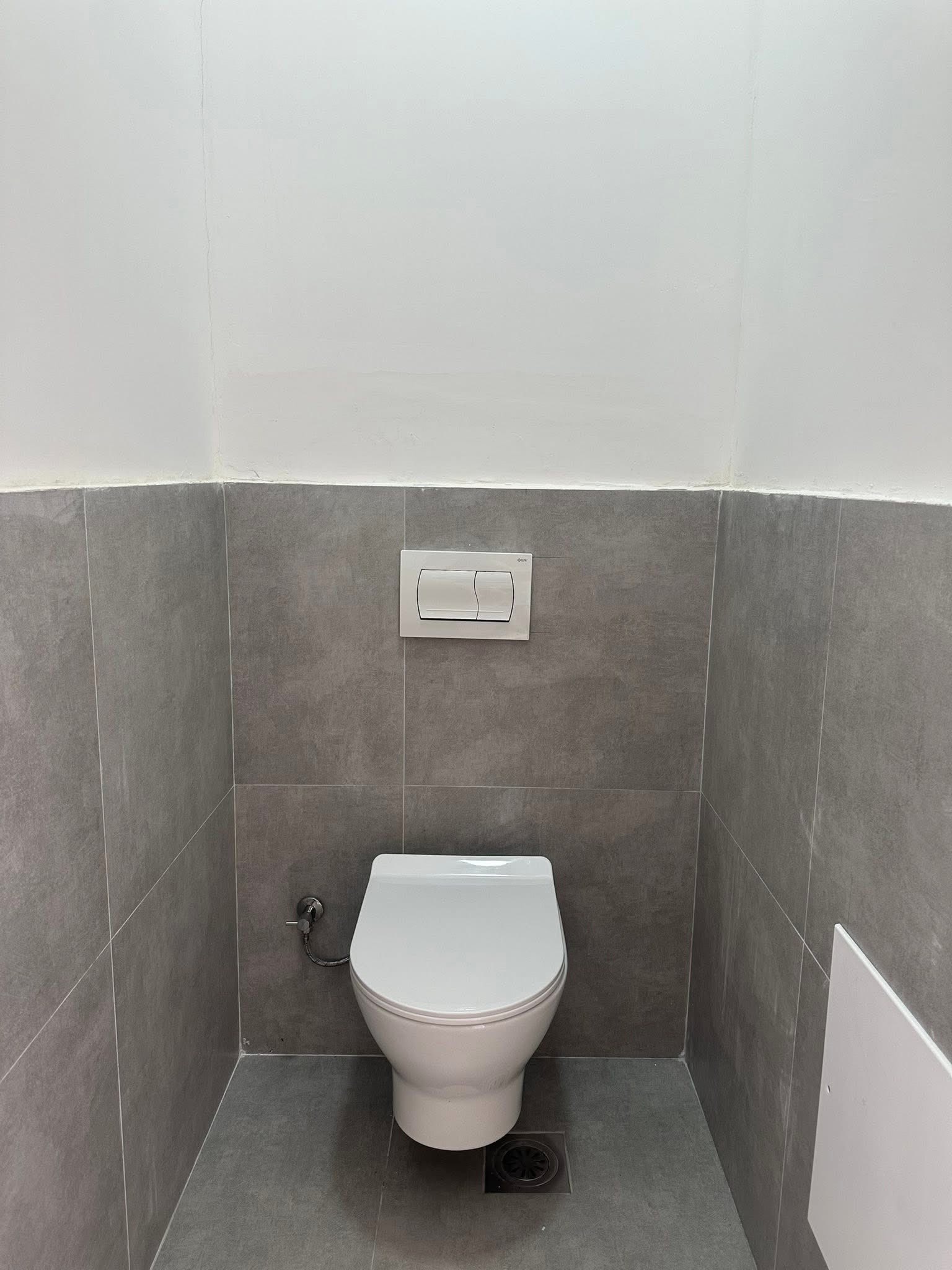 Local comercial en venta en Veternik
