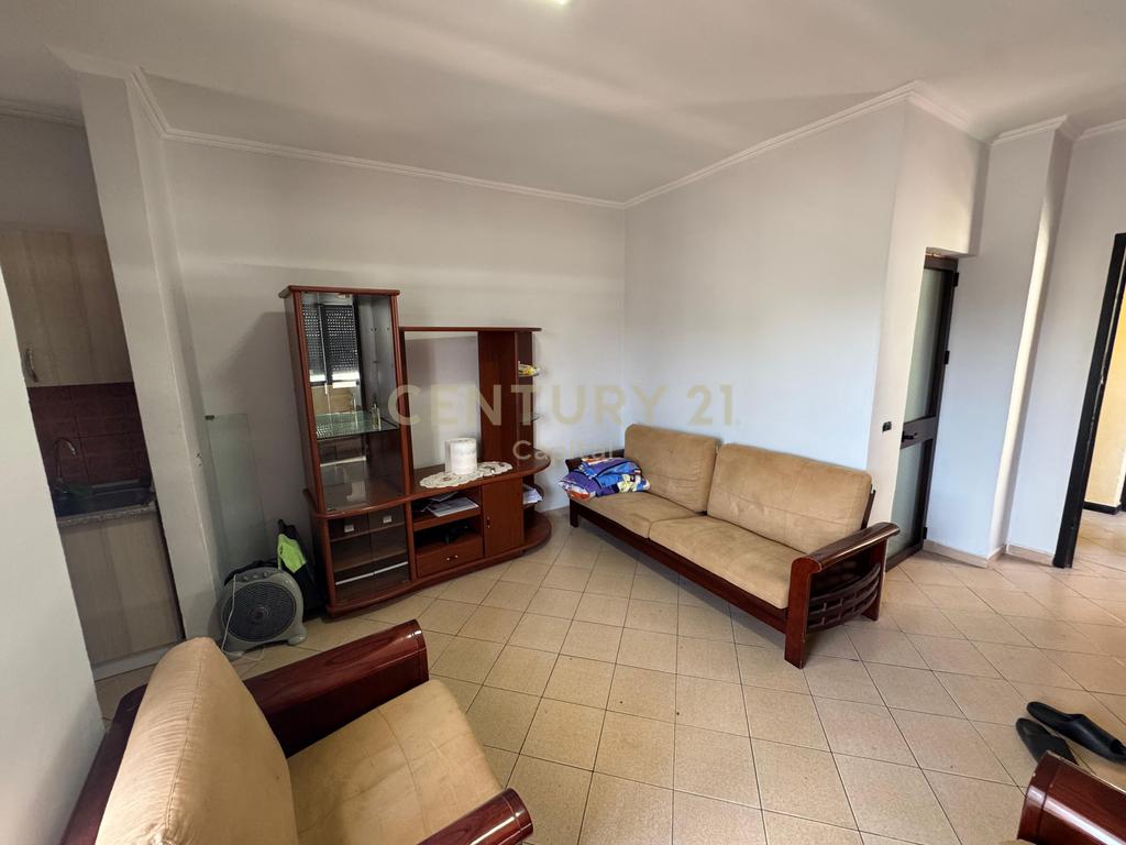 Vendez 2 studios à l'hôtel adriatik durres!