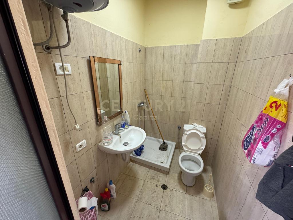 Vendez 2 studios à l'hôtel adriatik durres!