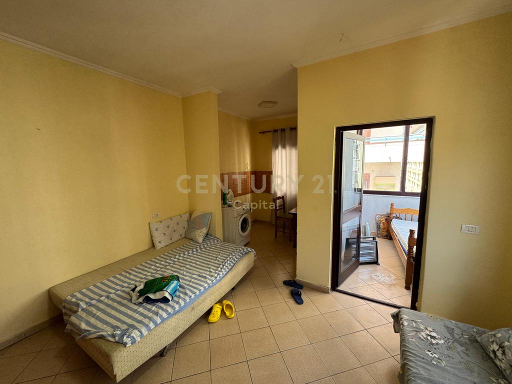 Vendez 2 studios à l'hôtel adriatik durres!