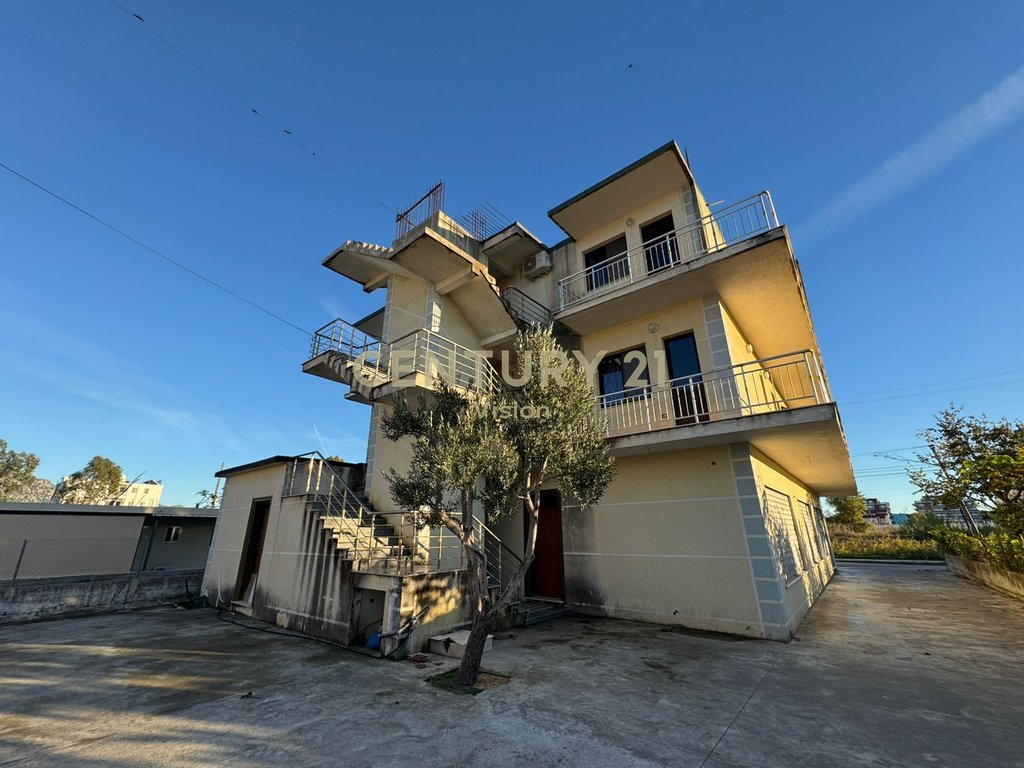 Hôtel à vendre à velipoje | 891 m²