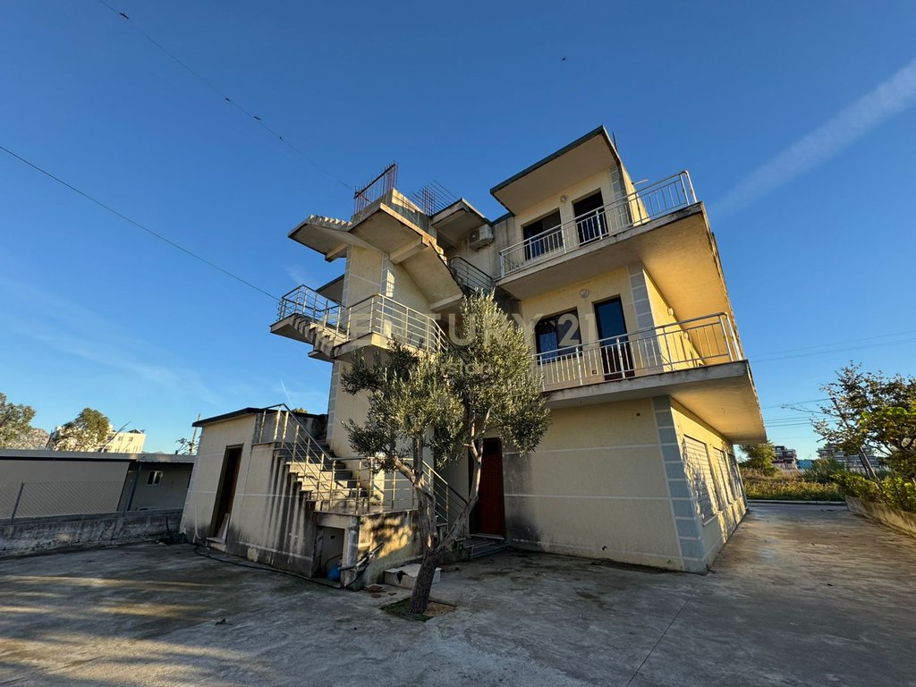 Hôtel à vendre à velipoje | 891 m²