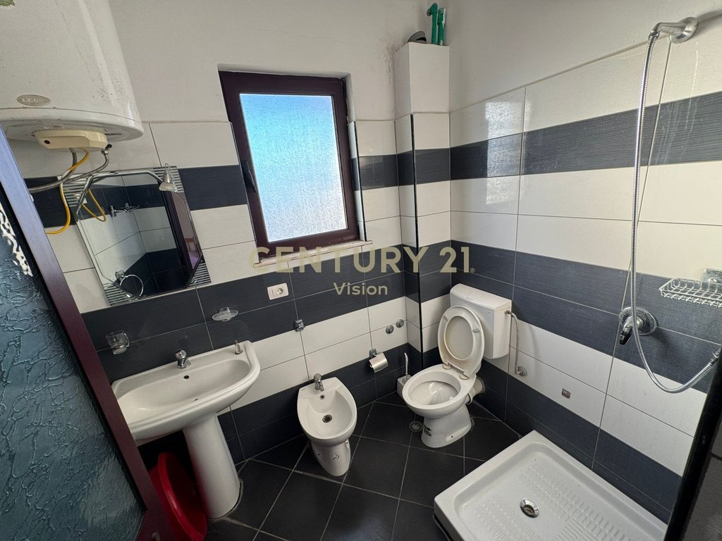 Hôtel à vendre à velipoje | 891 m²