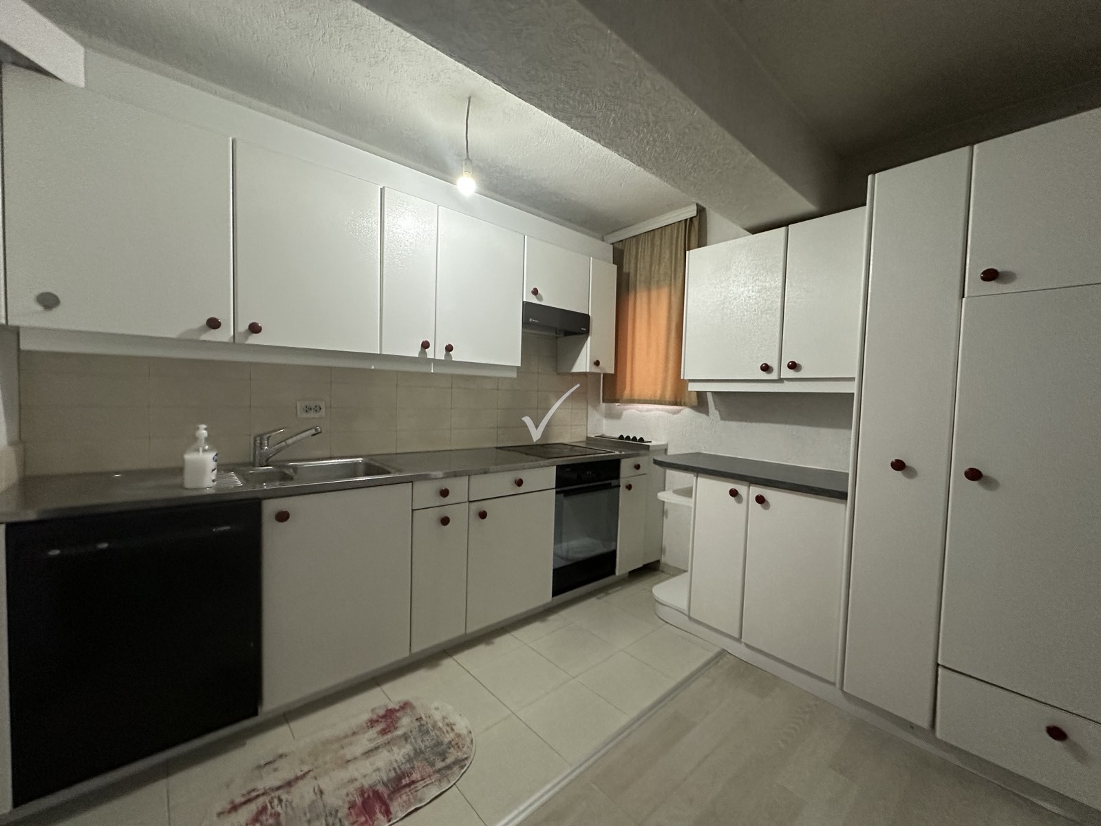 Apartamento 2+1 en alquiler en ulpianë