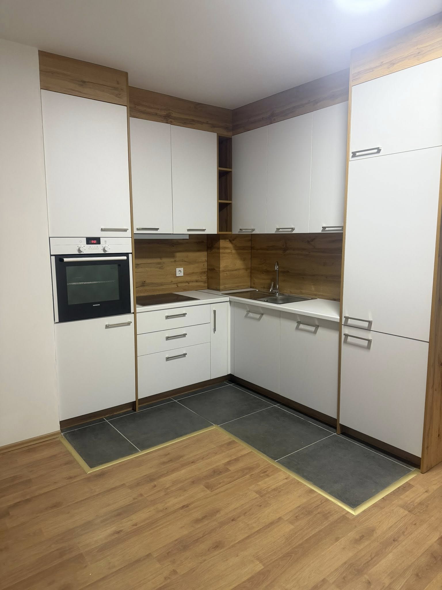 Apartamento 2+1 para alugar em lagjen Prishtina e Re (2)