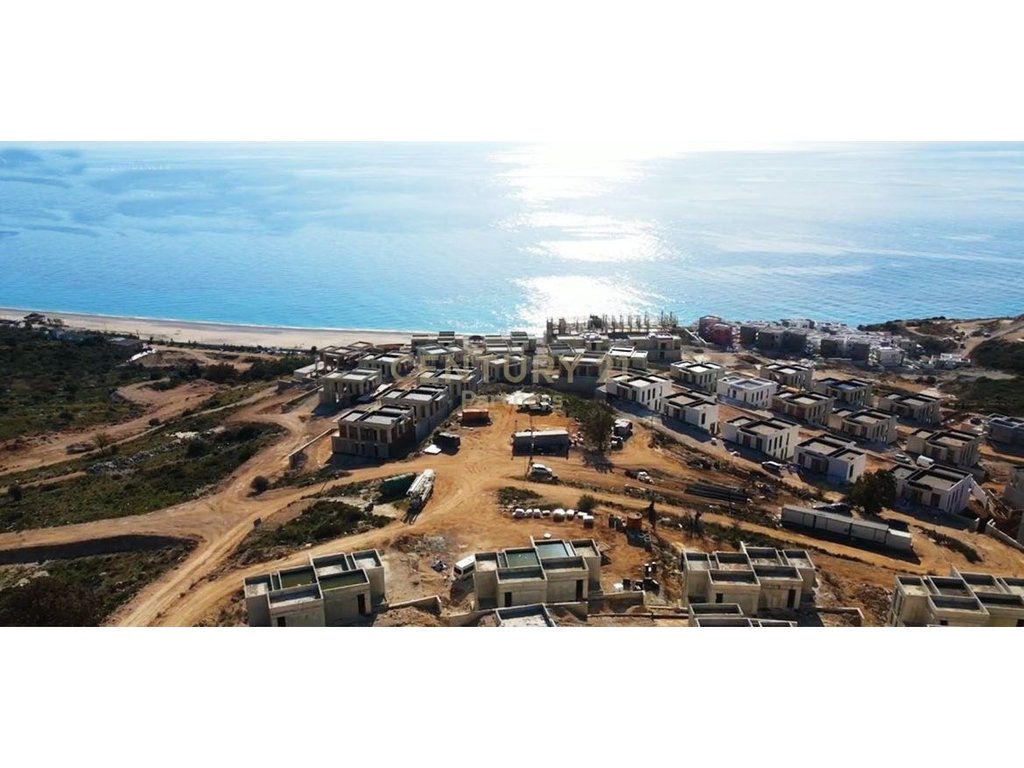 House for sale in green coast 2