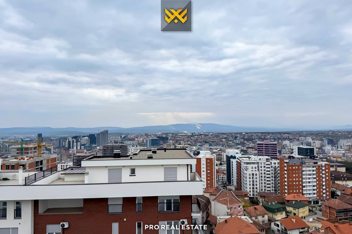Banesë / penthouse 200m² + 100m² për #shitje në bregun e diellit