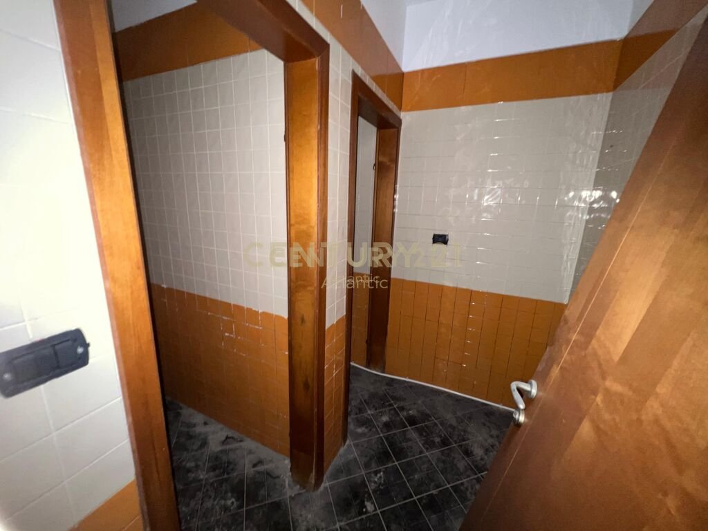 Vendido bar restaurante no hotel palace na praia de durres! (6)