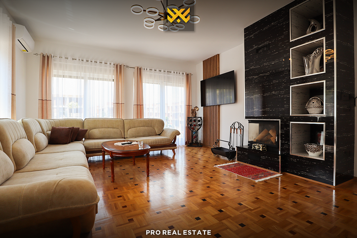 Casa di 200m² in vendita a gërmi